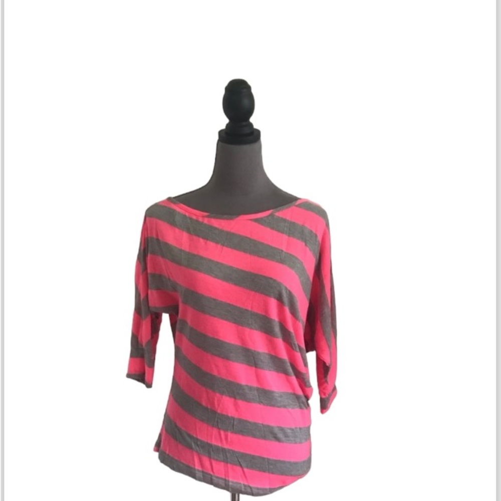 Forever 21 hot pink and gray striped top. Size M